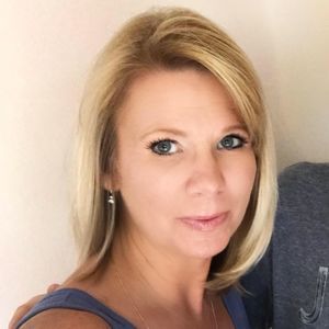 Meet your Posher, Melanie